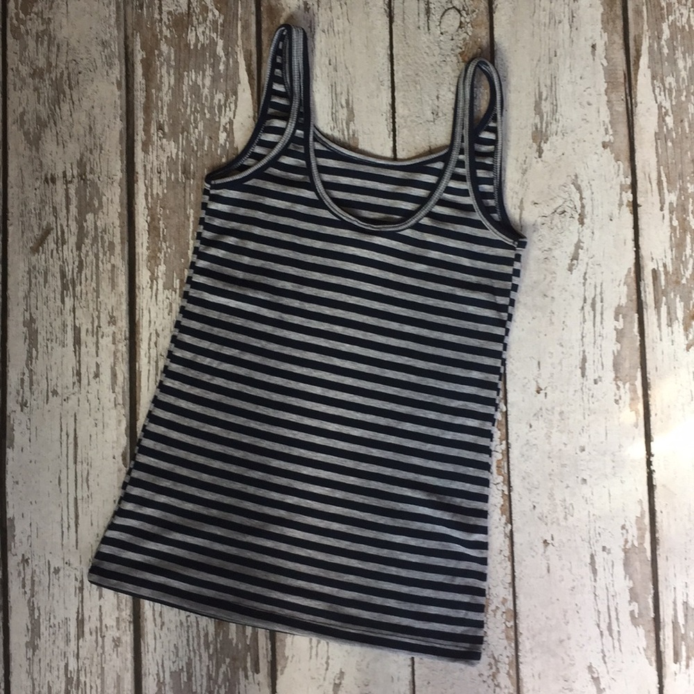 NWOT - Valette Fine Rib Tank - Picture 4 of 9